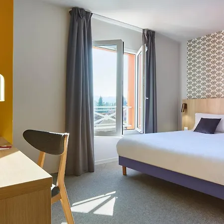Originals Boutique, Larivaut, Hotel