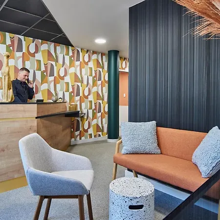 Hotel Originals Boutique, Larivaut, 3*